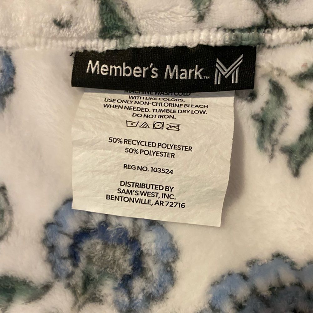 Members Mark Floral Patterned Fleece Blanket - Picture 6 of 6